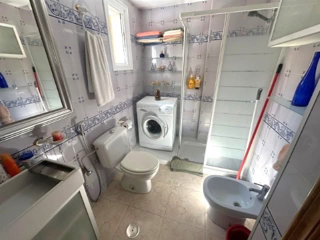 Bathroom before renovation
